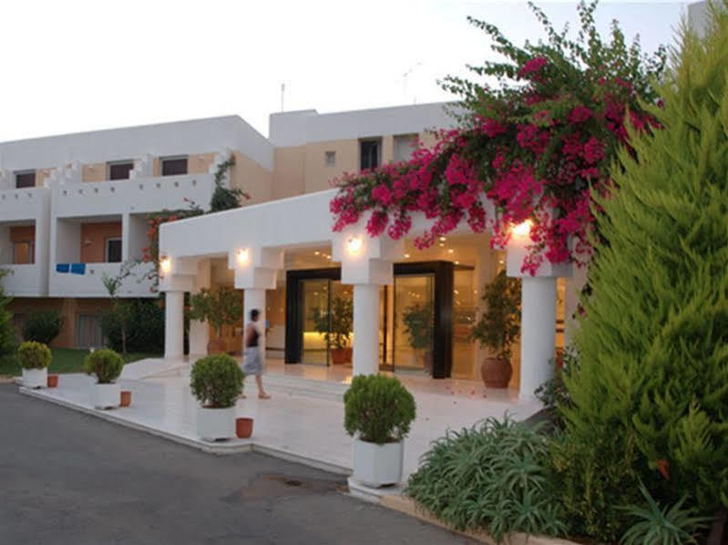 Oasis Beach Hotel - Adults Only Anissaras Buitenkant foto