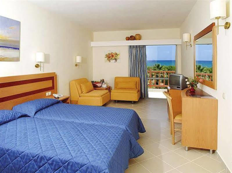 Oasis Beach Hotel - Adults Only Anissaras Buitenkant foto